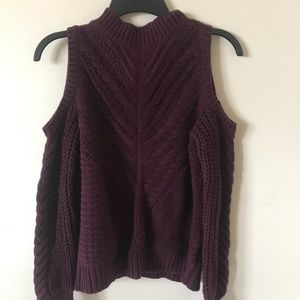 Aeropostale Cld Shoulder Sweater. Burgundy. Medium
